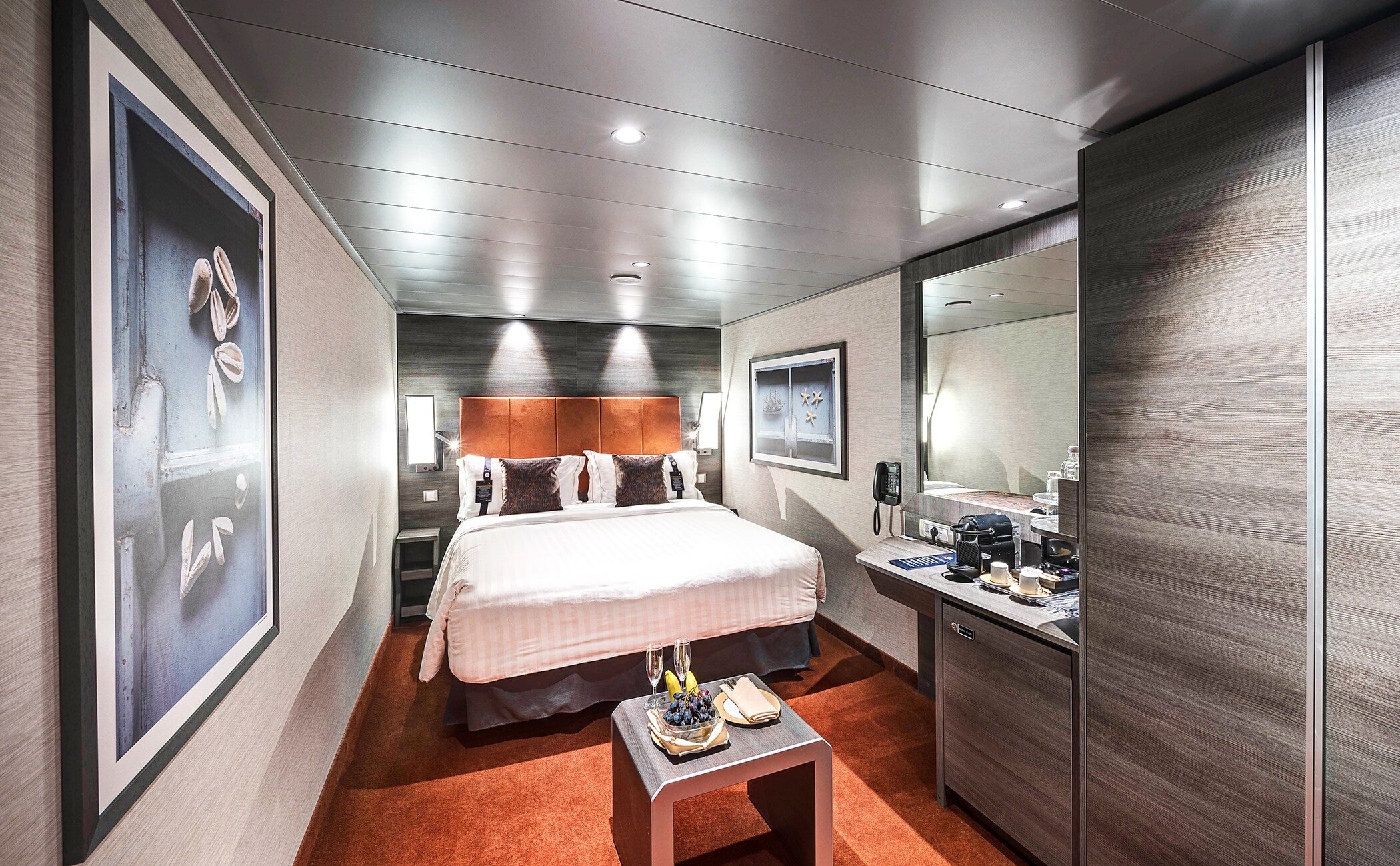 MSC Yacht Club Interior Suite – [YIN]